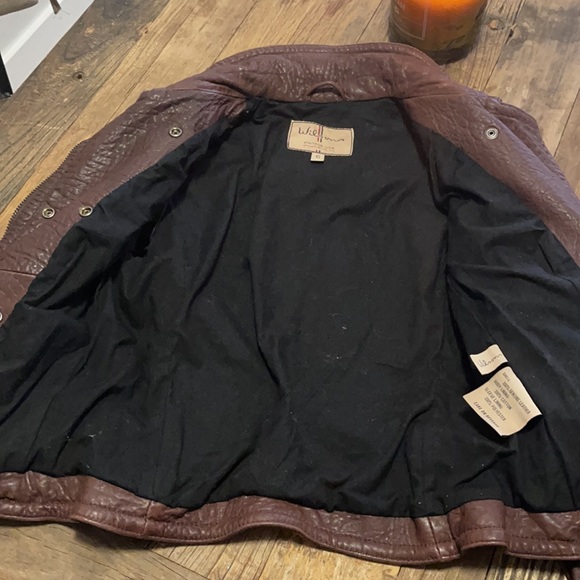 Wilson’s XS Leather Jacket - Picture 5 of 11